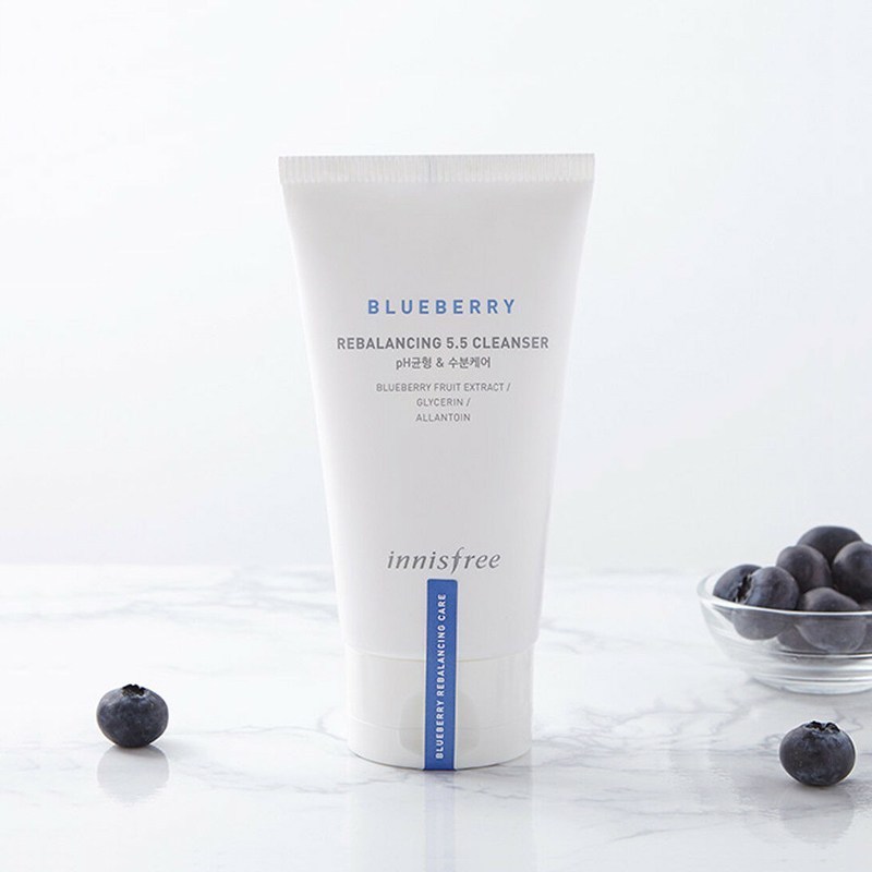TOP 4 :Blueberry Rebalancing 5.5 Cleanser 蓝莓温和弱酸洁面乳 (100ml / RM24)>> 链接 蓝莓系列这款洁面乳在小红书上也收获很多博主推荐!这款蓝莓洁面霜的弱酸性配方可有效调节肌肤水油平衡,相比起绿茶系列洁面霜更加温和,不会有过度清洁紧绷感~