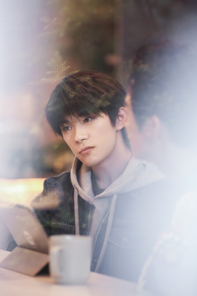 易烊千玺话虽少但每每一张口都会「金句倍出」,让阿编这位姐姐粉也对活得很通透的他深深折服吖 (笑)~下面来给大家送一波来自四字弟弟的暖心励志语录,献给正在为梦想和生活努力打拼的你: