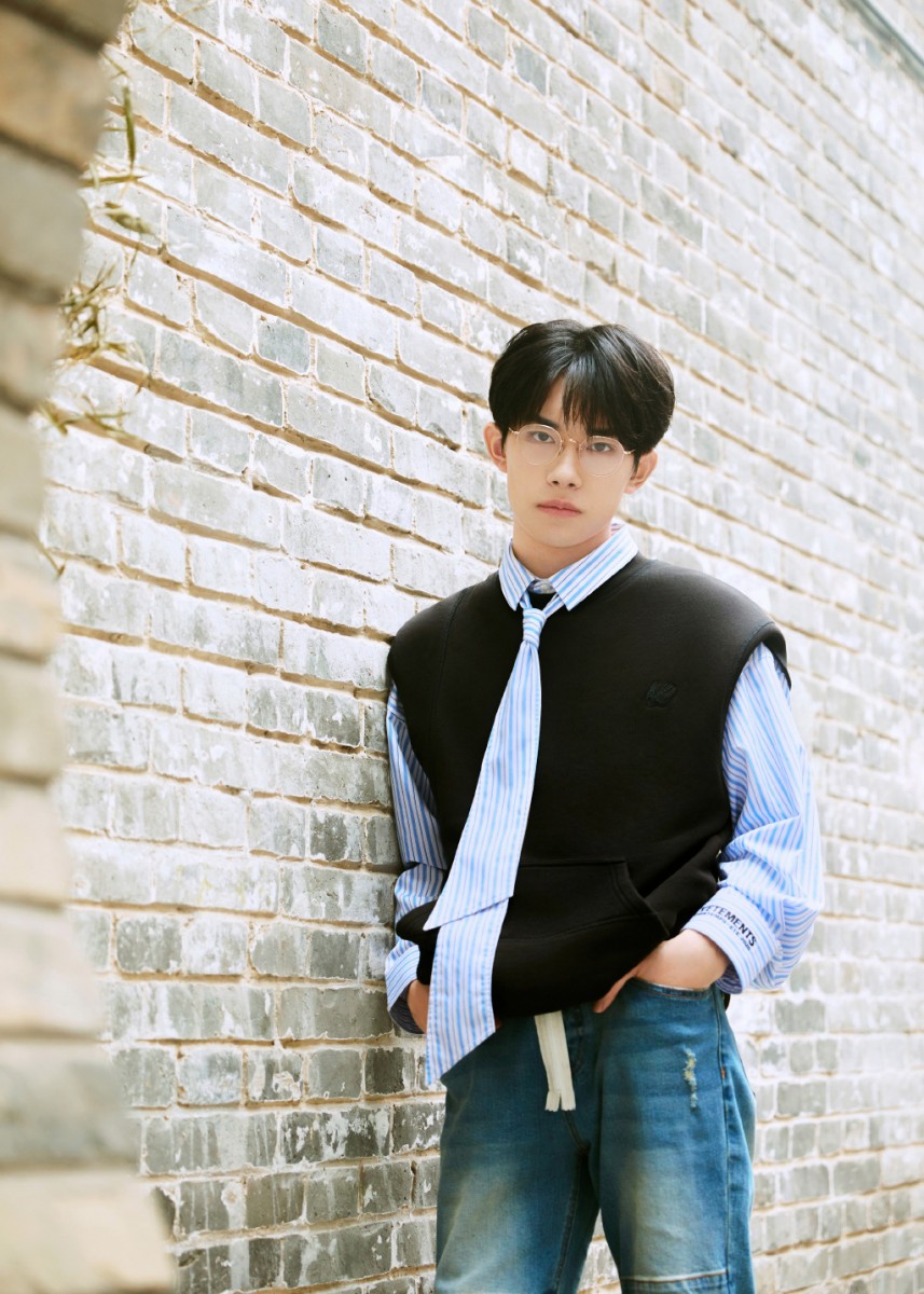 12、梦想就是梦里想做的事,醒来后努力去实现。 13、我其实更在乎失误之后怎么圆回来;失误不要紧,重要的是对待失误的态度。