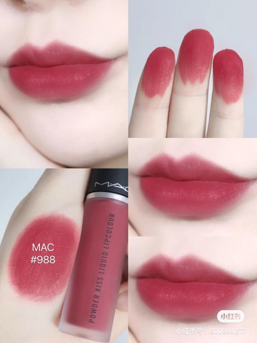 M.A.C Powder Kiss Liquid Lipcolour 上半年M.A.C新推出的柔雾唇釉系列中出了好多宝藏色号!例如 #988 粉嫩甜桃就是超减龄的女团色;
