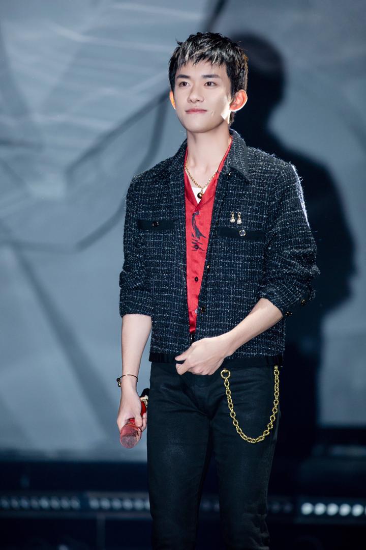 杨前夕