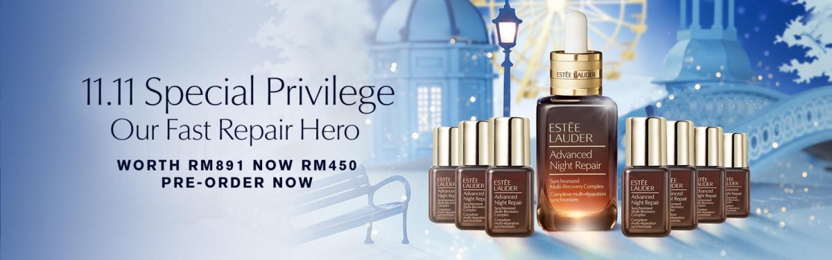 Estee Lauder >> （点击我查看优惠+购买详情） LAZADA官方店铺从10月23号起便开始了Pre Sale活动；现PRE ORDER指定优惠套组，还能在双十一当天以近乎半价折扣把产品买回家～还有多款迷你套装商品组也有超值优惠哟！值得一提的是，双十一当天12am-2am之间抢先下单还能收获+6额外赠品～