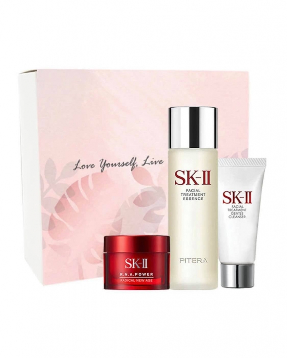 明星护肤保养组合SK-II R.N.A Starter Kit(RM500,原价RM410),折扣价入手绝对不亏!
