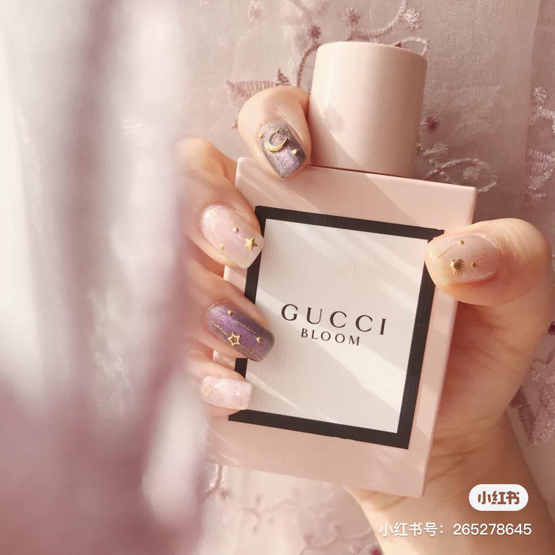 Gucci Bloom EDP 50ml (RM394):香味是温柔大方的晚香玉和茉莉香调,花香不会给人脂粉感太重的感觉~是公认的入门款约会香。