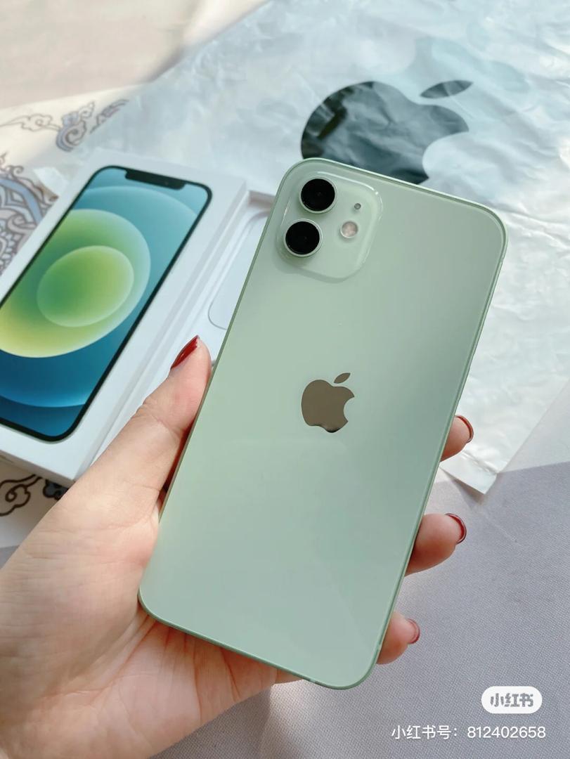 iPhone 12 琉璃淡绿色 7