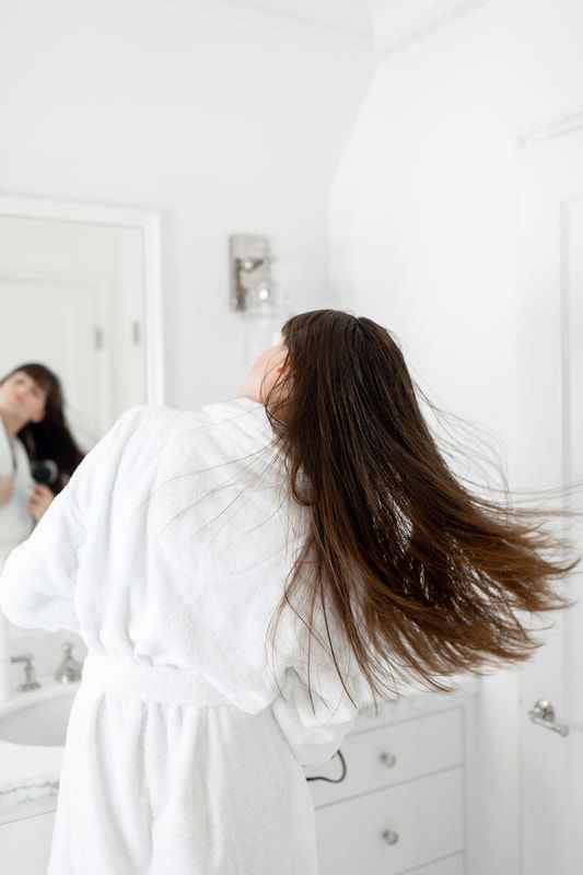 blow hair