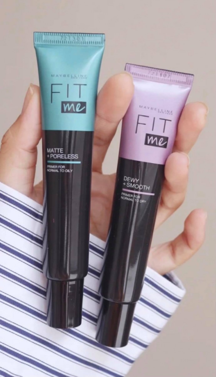 # 1 Maybelline Fit Me Luminous and Smooth Primer 保湿款妆前乳（RM29.50）>> 链接 / Matte and Poreless Primer 控油款妆前乳（RM29.50）>> 链接 Fit Me系列除了粉底液和粉饼必入手，这款妆前乳绝对也是「宝藏」等级啊！紫色款适合干性肌肤，含保湿滋润效果；绿色款则有控油效果，适合油皮和混油皮。上脸后会感觉毛孔状态变得细致平滑，成膜速度快还完全不干～试用在手上能明显看见它填平纹路的惊艳效果！