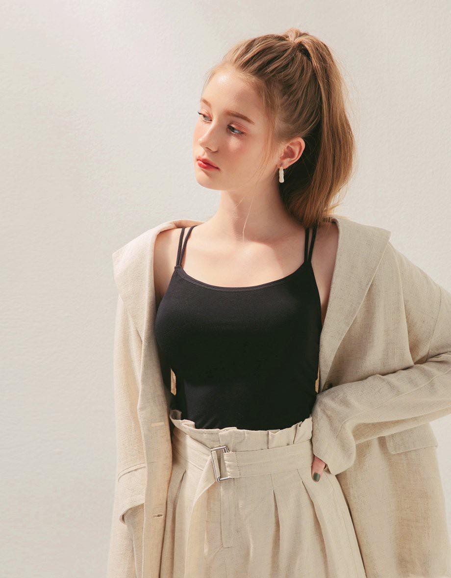 ✨ AIR SPACE Malaysia Official Store >>> 【店铺链接传送门】 来自台湾的人气网拍品牌AIR SPACE服饰风格多元化,基本各种场合的穿搭都能在她们家轻松找到,而且质感真的好到没话说,编辑私心强推!此外AIR SPACE家内衣、大码女装服饰也很受欢迎,任何身型的Girls都很容易在这边爆买一波啊(笑)