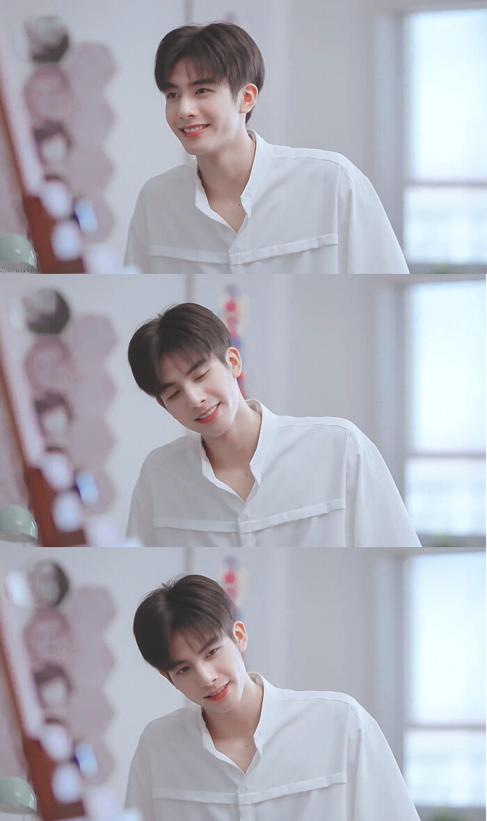 TOP 1 ：宋威龙 （撩人指数 98.68） 拿下本次冠军的是新晋男神宋威龙～今年他的2部代表作品《下一站是幸福》和《以家人之名》中尽显魅力和可塑性，模特儿出身的他身形高挑五官俊朗「有颜有身材」，光是简单一件白衬衫都能穿出无与伦比的帅气值啊！