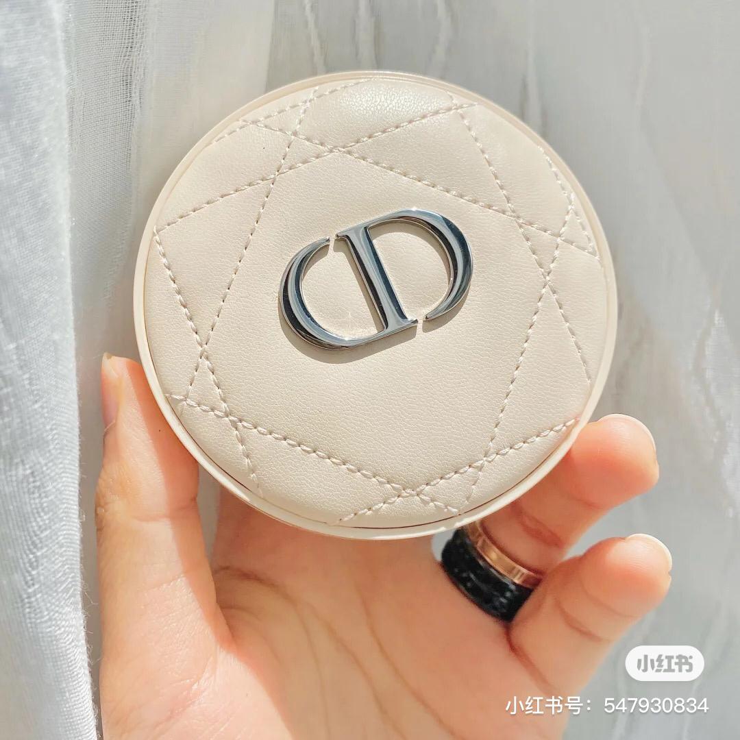 白皮革气垫 圣诞限量