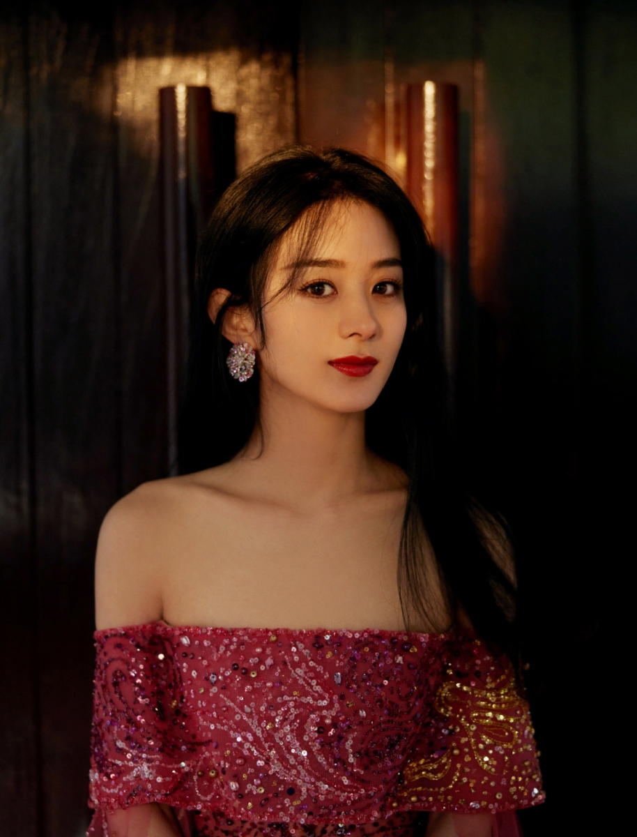 《腾讯星光大赏》年度影响力艺人 赵丽颖