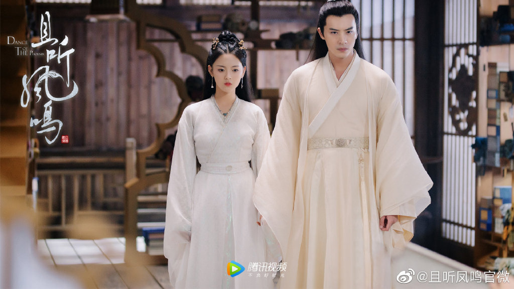 陈钰琪与于朦胧主演的《两世欢》、刘奕畅与虞书欣主演《少主且慢行》、以及徐开骋与杨超越主演的《且听凤鸣》分别排名总榜TOP 18至20名。