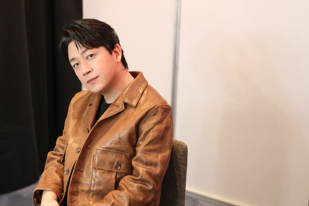 《腾讯星光大赏》年度电视剧男、女演员 潘粤明(代表作品:龙岭迷窟) 江疏影(代表作品:三十而已)