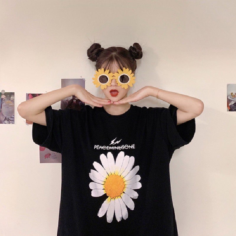 ✨ aimishop.my >>> 【店铺链接传送门】 服装款式走的是博主小姐姐们最爱的BM、INS风格;除了衣物以外这家店铺还有出售时尚好看的发饰、INS风美甲贴、袜子等等配饰单品,很多便宜好货值得搜刮!