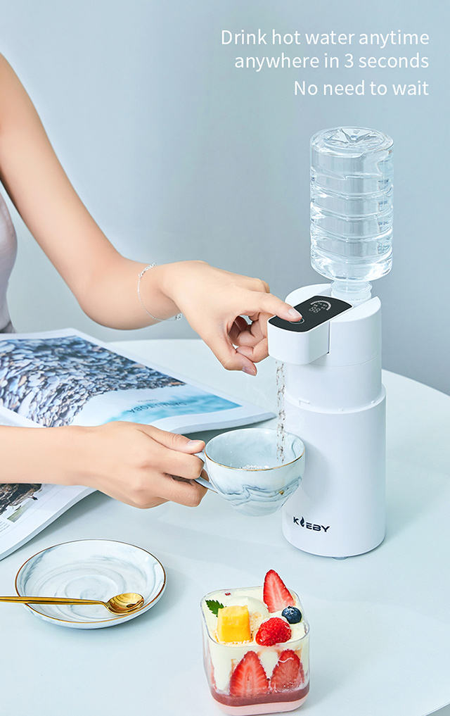 INS风高颜值使用家电推荐:即热饮水机、养生壶 让你暖心又暖胃的饮水机,不用烧热水、随时想喝温开水就能喝到~小小一台很别致,放在桌面上一点也不碍位置。RM214 >>【点击查看购买详情】