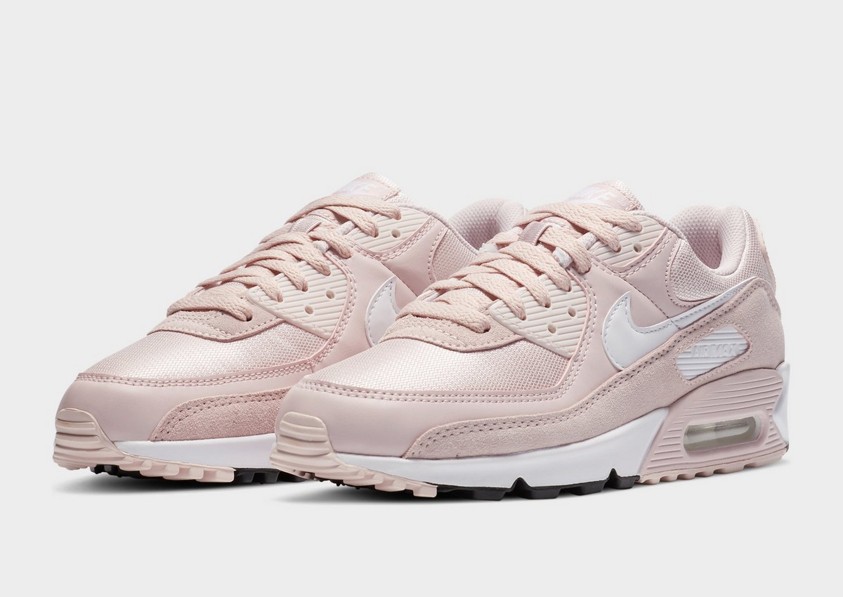 # Nike Air Max 90 Barely Rose 玫瑰烟粉 饱和度偏低的玫瑰烟粉色为主、中底前端和勾勾标志部分以白色点缀; 整体鞋型加上配色都女孩感十足!穿搭上也很好搭配呢~目前在 >> JD Sports 或 >> NIKE官网 都能购得 。(参考价格:RM495)