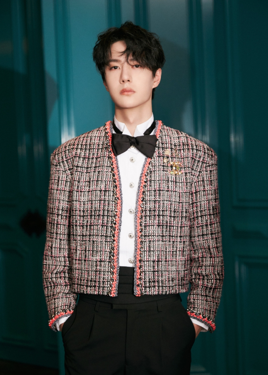 《腾讯星光大赏》年度全能艺人 王一博