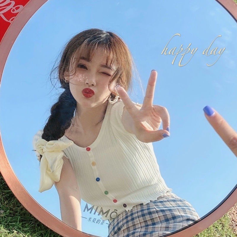 ✨ ctl999.my >>> 【店铺链接传送门】 同样INS风单品超多、价格超平价的还有这家~小裙子、BM风上衣很适合小只女孩,T恤也很减龄时髦,相信Budget不多的学生党也能在这里入手到很多宝藏好物。