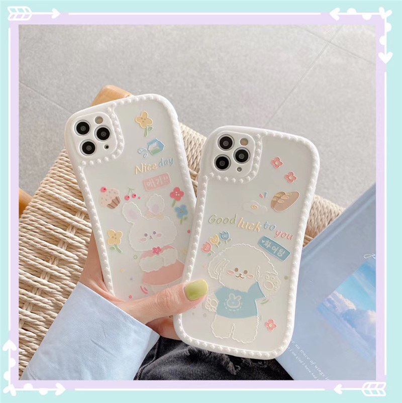 # 1 韩风萌系奶白色卡通手机壳,边框的立体裱花看起来特别像蛋糕上的奶油呢~ RM10.03 >> 这里买