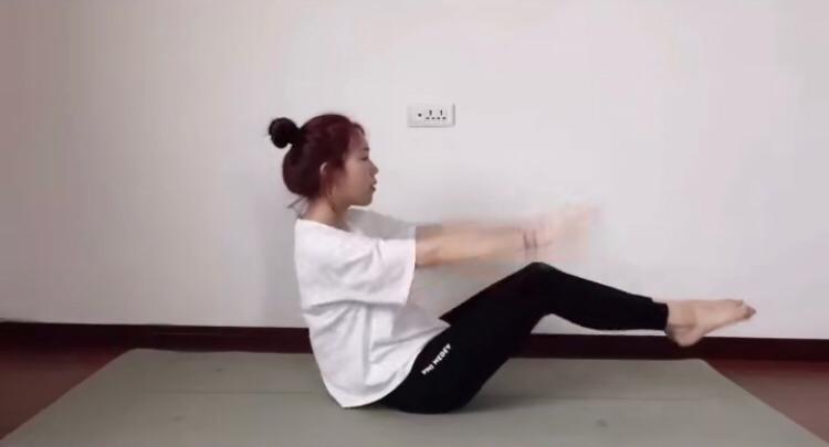 动作 3