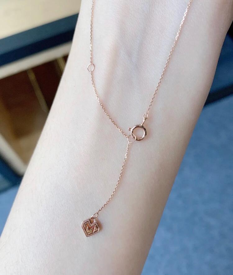 周大福 玫瑰项链 5