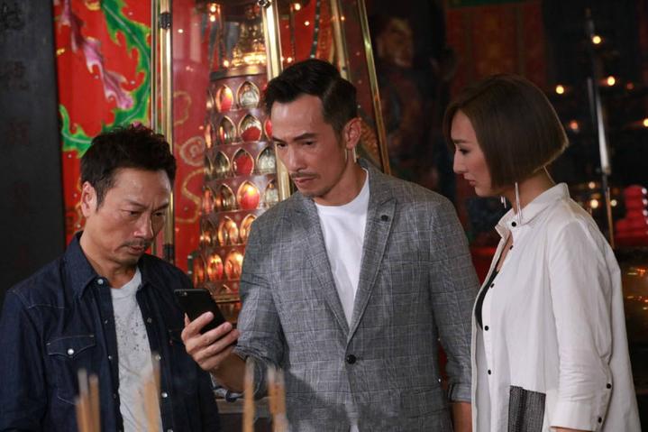 黎耀祥和陈豪强强联手的回归之作《杀手》表现不俗,俩人炉火纯青的表演实力更是毋庸置疑,也是本届视帝热门人选