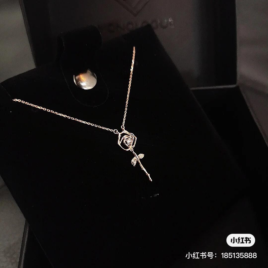周大福 玫瑰项链 14