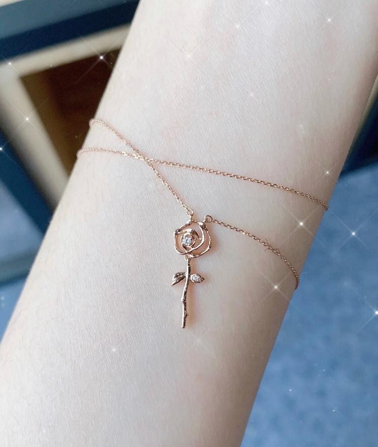 周大福 玫瑰项链 3