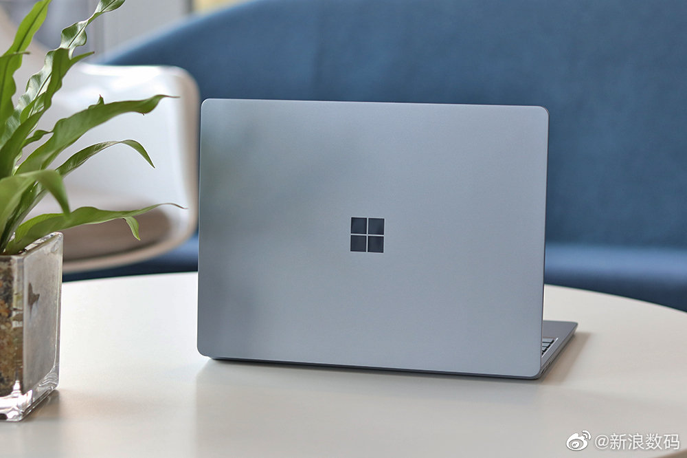 surface laptop go 冰晶蓝 4