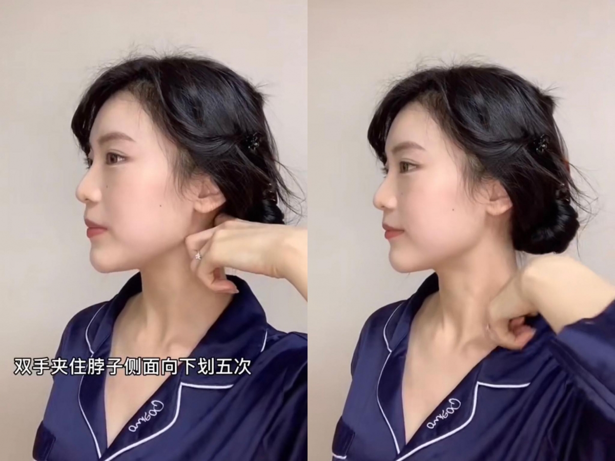 、双手食指弯曲关节处,抵住颈部后面,同时抬头坚持5秒钟,尤其经常当低头族的Girls会感觉颈后特别酸胀。之后食指和中指弯曲,两根手指间的空隙夹住颈侧,用关节的位置由耳后到颈部上之下按摩5次。