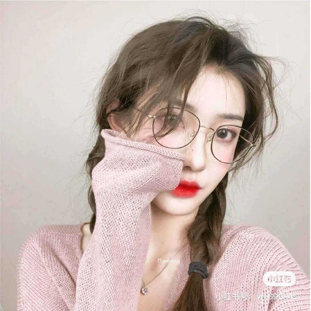 推荐色：Mint Ash 英国灰咖 (RM29.90) >> 【点击查看购买详情】 比较推荐给白皮女生Pick的一款灰调棕色，特别显气质～