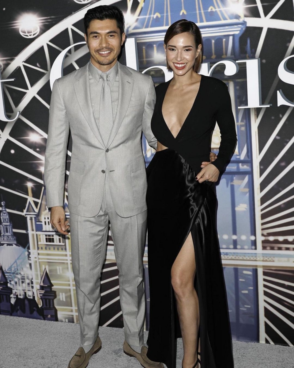 4、Henry Golding    经常挤入全球百大最帅男演员排行榜的好莱坞演员Henry Golding,父亲是英国人、母亲是砂拉越伊班人,于砂拉越出生并在7岁那年跟随家人移居到了英国~《Crazy Rich Asian》电影大火后他曾在《The Ellen Show》上自我介绍来自马来西亚砂拉越掀起热议。值得一提的是,Henry Golding的太太Liv Lo则是台湾+意大利混血儿,父母加起来四国混血血统的宝宝颜值肯定炸裂啊(笑)