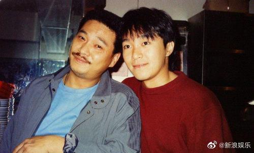 2004年俩人拍摄《功夫》时疑似不和，二人自此也没有再合作。针对不和传言吴孟达曾在接受采访时证实确有此事，但也澄清和星爷之间早已冰释前嫌。