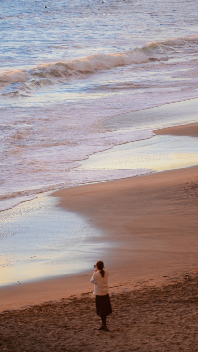为了让自己变得快乐的建议:分清轻重缓急、不要和别人比较、不要骗自己、珍惜重要的东西、记得保持快乐。