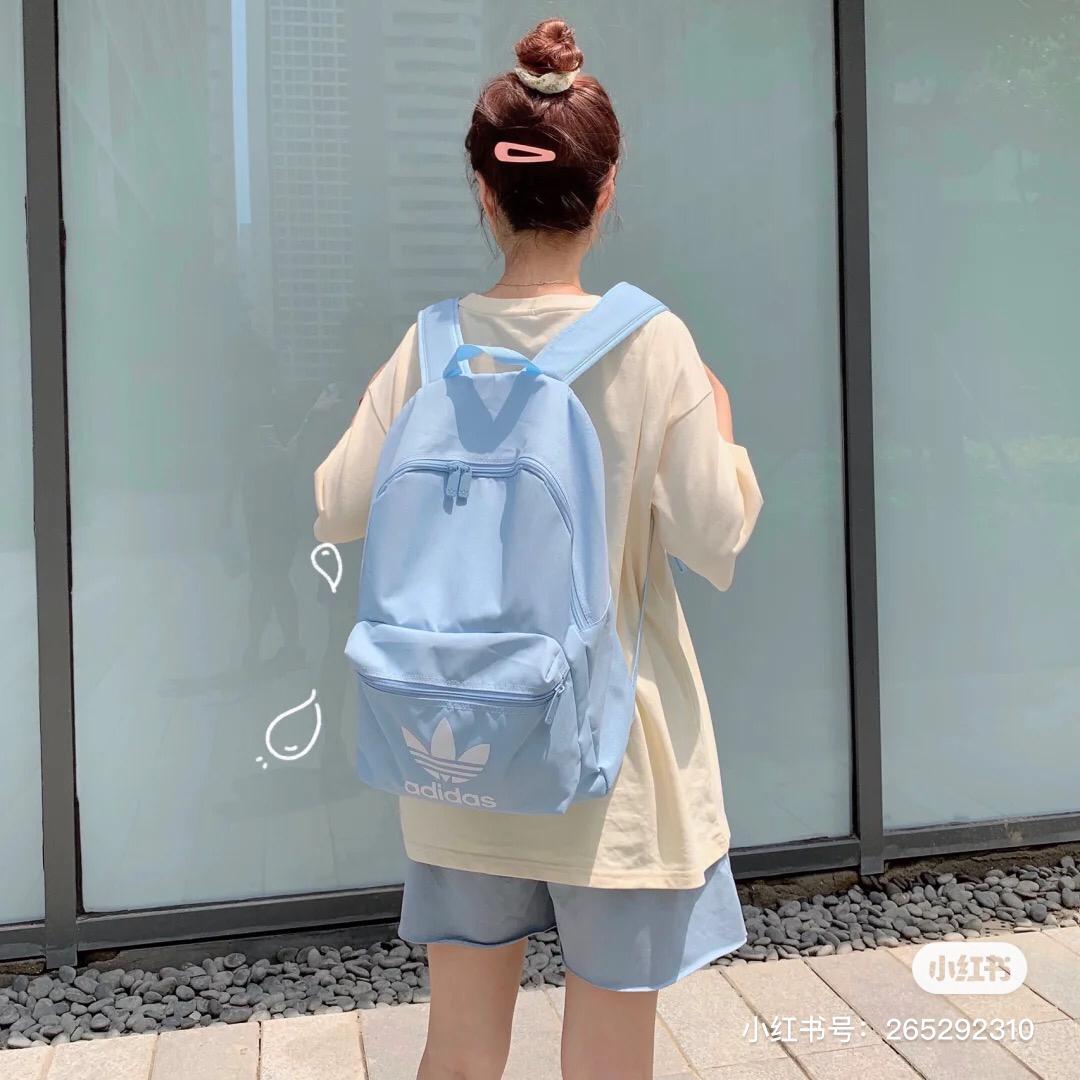 云朵蓝 双肩包 10