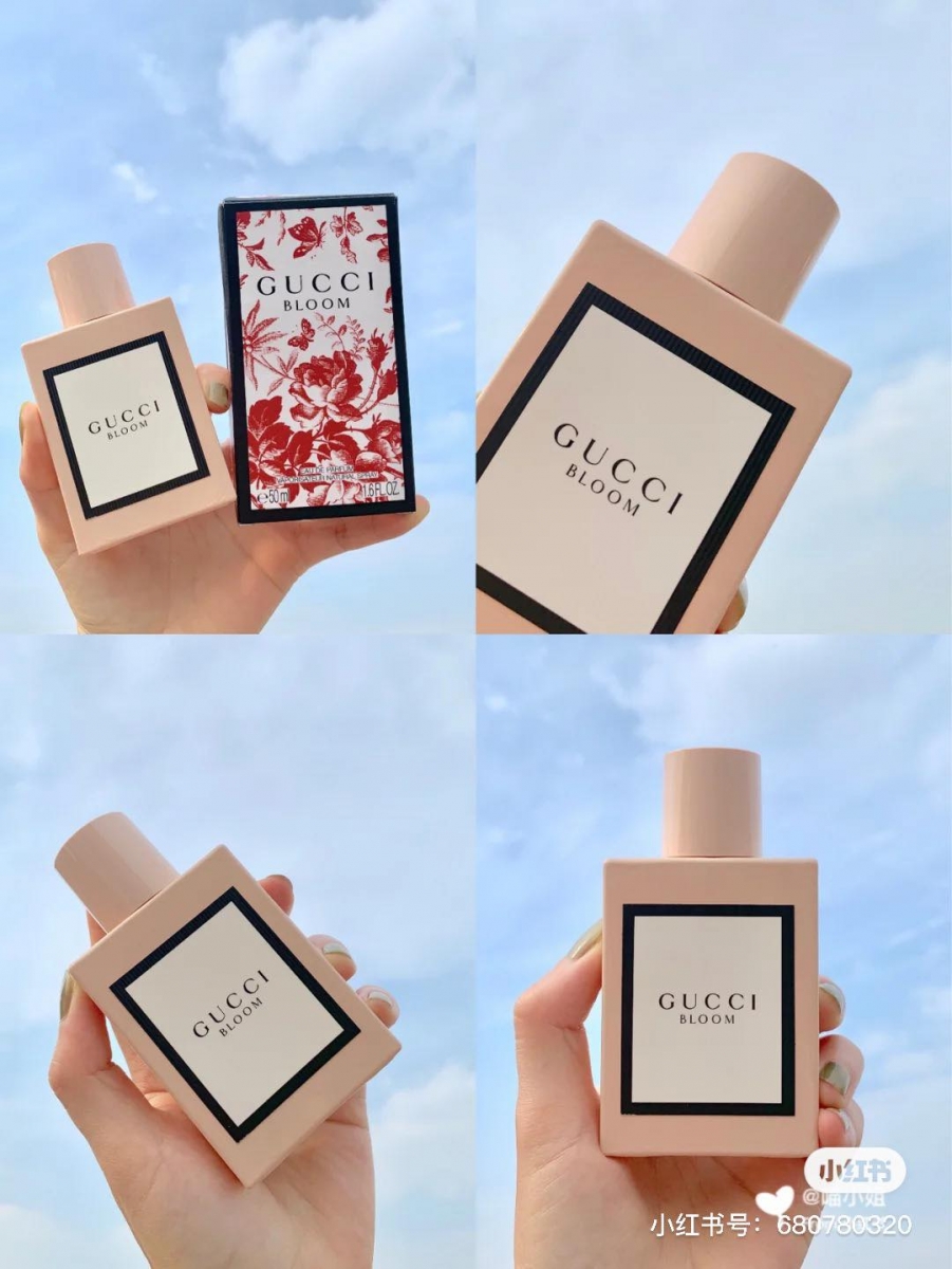 ✨ Gucci Bloom EDP 30ml 第一代粉色繁花 推荐给所有专柜/大牌香水入门Girls,这款绝对是盲买不踩雷的女香~虽然前调、中调和后调主要都由花香糅合而成,但不会给人刺鼻、脂粉味过浓的感觉;调香的清新度恰到好处,尽显淡雅温柔范儿!