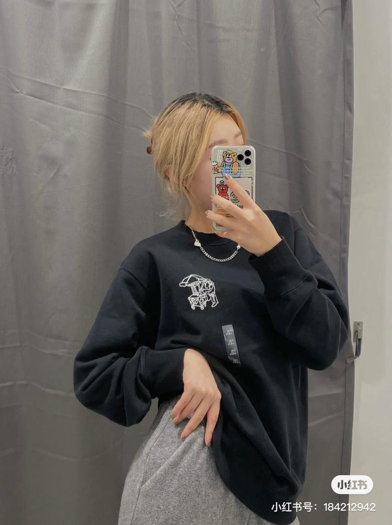 uniqlo X jason polan 4