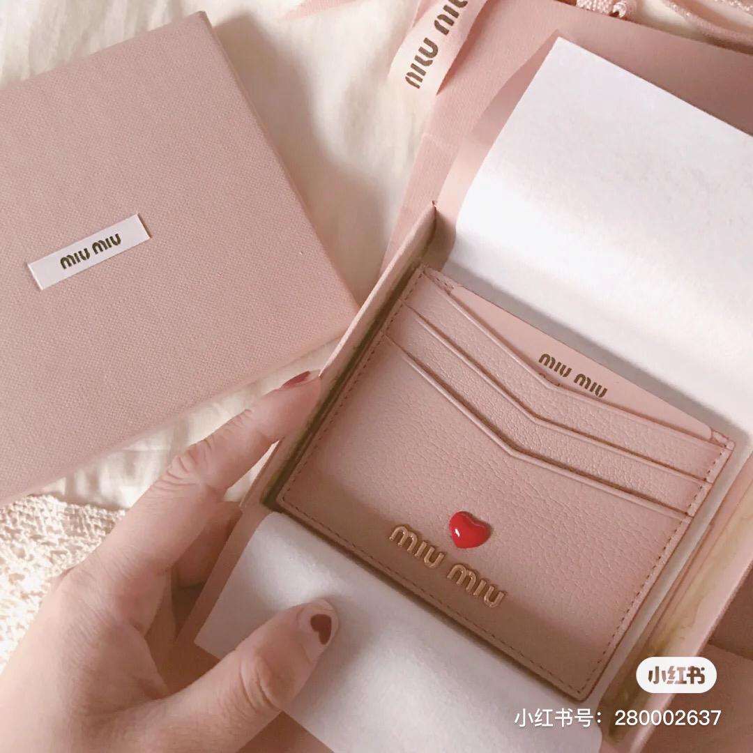 miumiu卡包