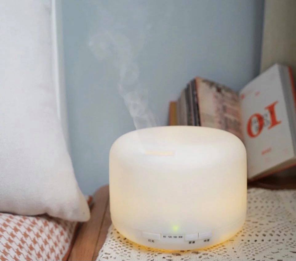 简约设计香薰加湿器（参考价格RM39.98）>>> 【点击查看购买链接】