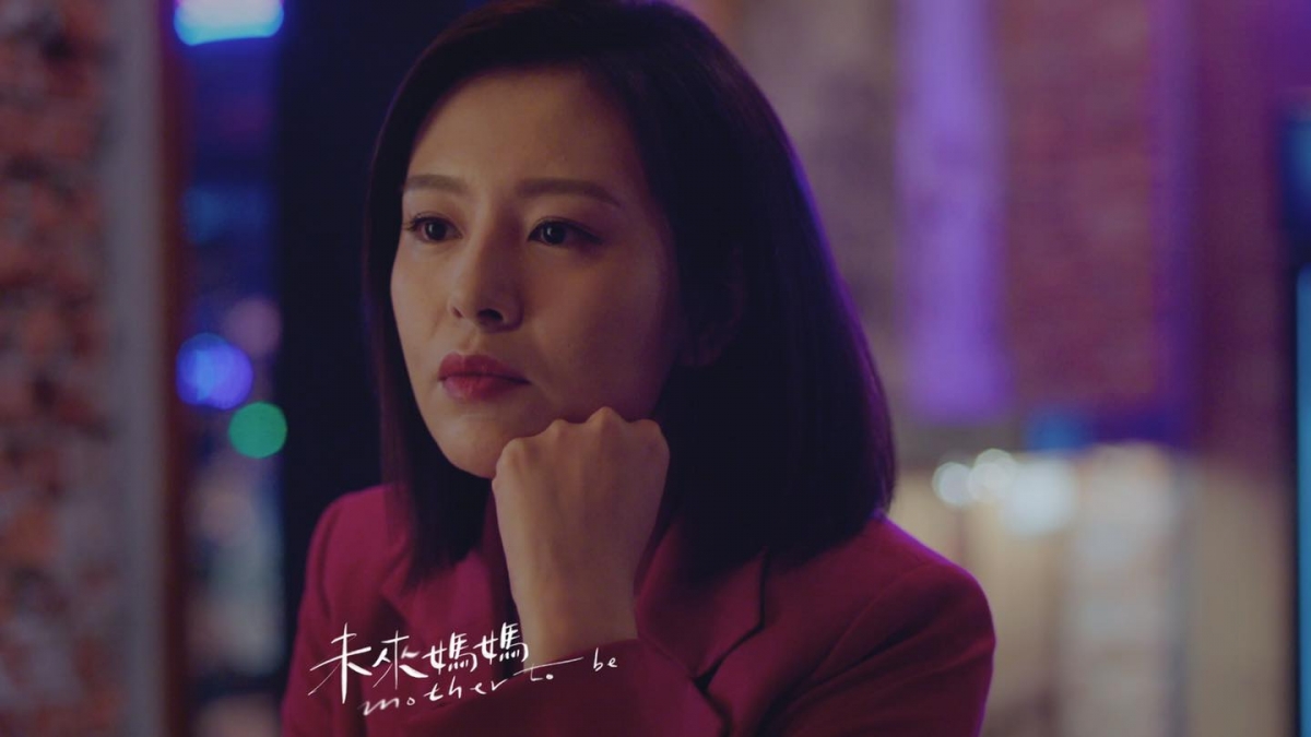 【关于人生】 8、女人最强大的靠山，不是婚姻、不是男人、更不是小孩，是自己。 9、人活在这个世界上，不用什么都替别人着想。情绪压抑久了，容易生病。 10、你活得太用力了，这样虽然很精彩很美，可是最累人。想哭就哭、想笑就笑、想做的事情就去做、心里有什么话就去说，这样比较健康。