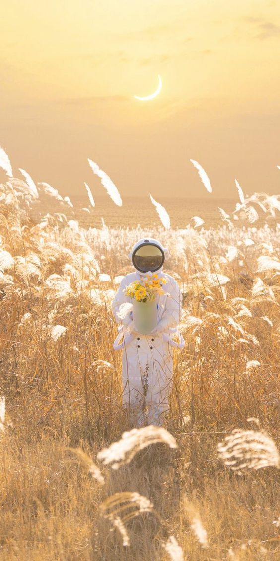 # 觉得外界声音太多,那就关上耳朵,听听自己的心声。