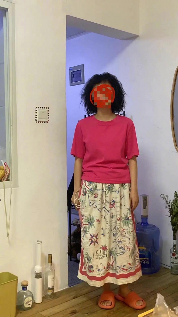 网民爆笑晒出自己的烫发失败真实经验：「像钢丝刷一样…」、「二十岁出头…老了二十岁，尴尬的事赶集的路上还遇到了各种大妈同款！」、「别人烫完是INS风小姐姐、是初恋女神发型，我烫完瞬间老30岁变大婶！？」