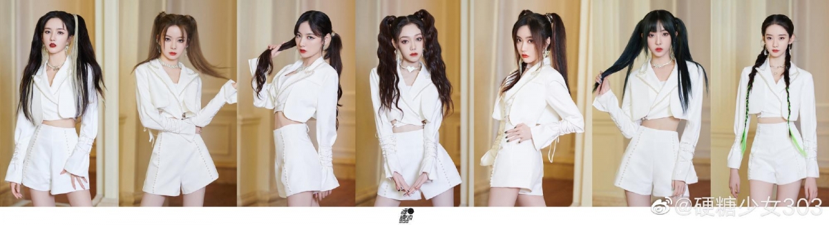 值得一提的当然还有今晚的超强嘉宾团!帅气嘎嘎王嘉尔作为成团见证人带来《DNA》开场秀,舞台魅力燃爆全场~创造营学长、学姐团「R1SE」、「硬糖少女303」回归助阵大展实力!