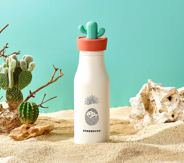 Cactus Bottle 仙人掌不锈钢水瓶 白色瓶身上印有本次此为主题简约刺猬图样,瓶盖则是超萌的仙人掌元素,这组配色很可以啊!