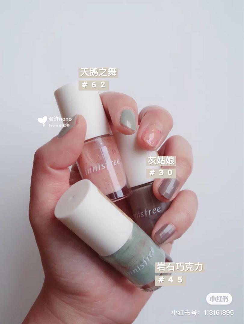 其他几款适合做跳色美甲的配色参考,都非常小清新呢!