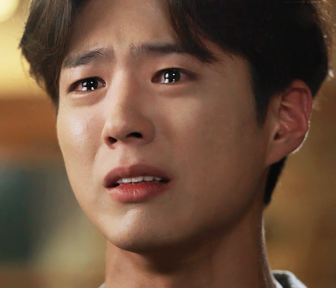 网民热议:「打工仔们共同的悲哀 ?」、「贫贱夫妻百事哀」、「女生其实对物质金钱的要求也不算太高,只是和男生的金钱观不同」、「如果女生真的喜欢他,不会嫌他穷、会愿意一起努力奋斗」、「浪漫爱情只是童话,现实就是:没钱就先别谈恋爱了,努力赚钱吧」。