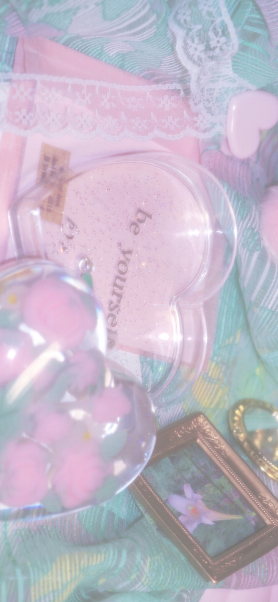 「我们早在透支生命，本不会活得太长，你又何苦跑的那么快呢？」-《极乐鸟》三毛