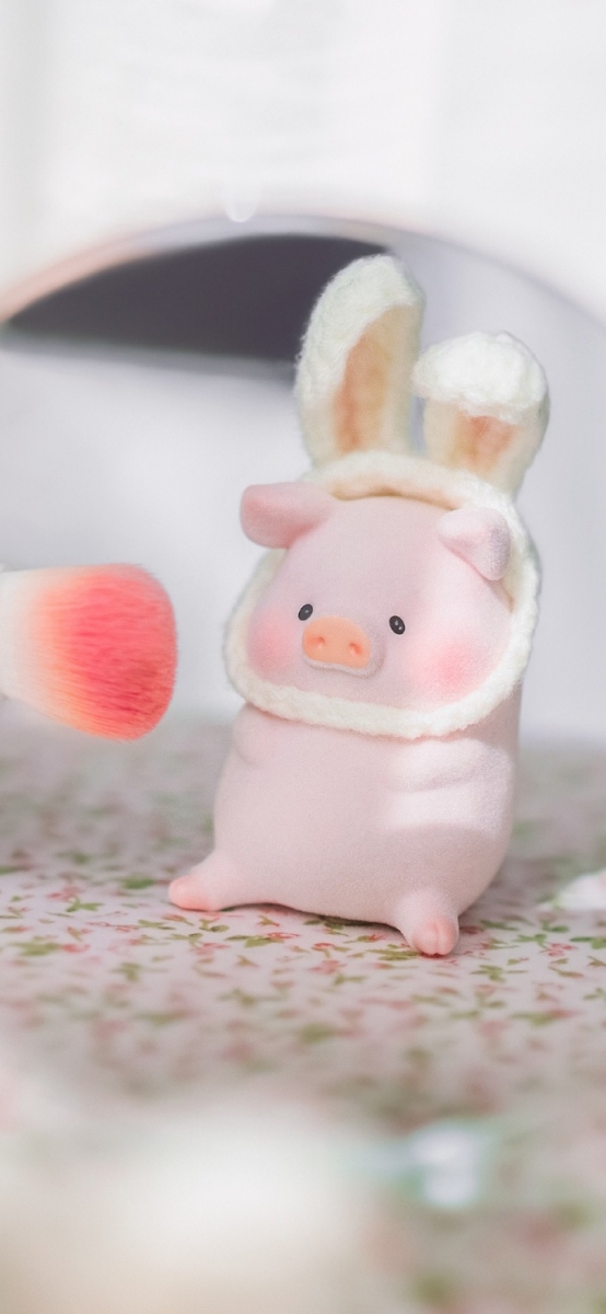 「即使日子不太愉快，也要搜刮生活藏起来的温柔；接纳、知足，更接近幸福。」