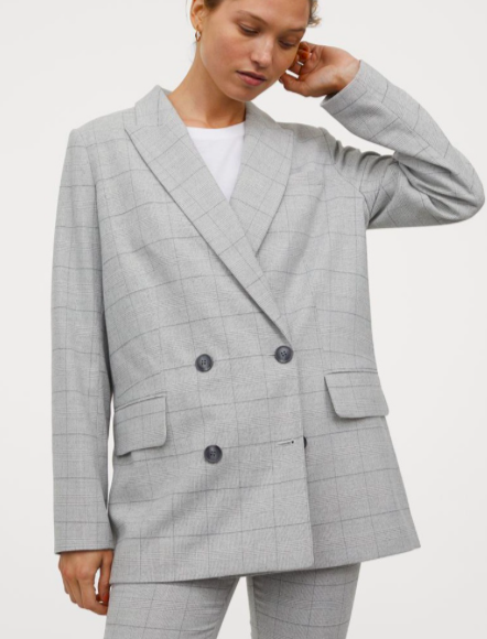 灰色Oversized西装外套 （RM129.95）>>> 点击查看购买详情 <<< 