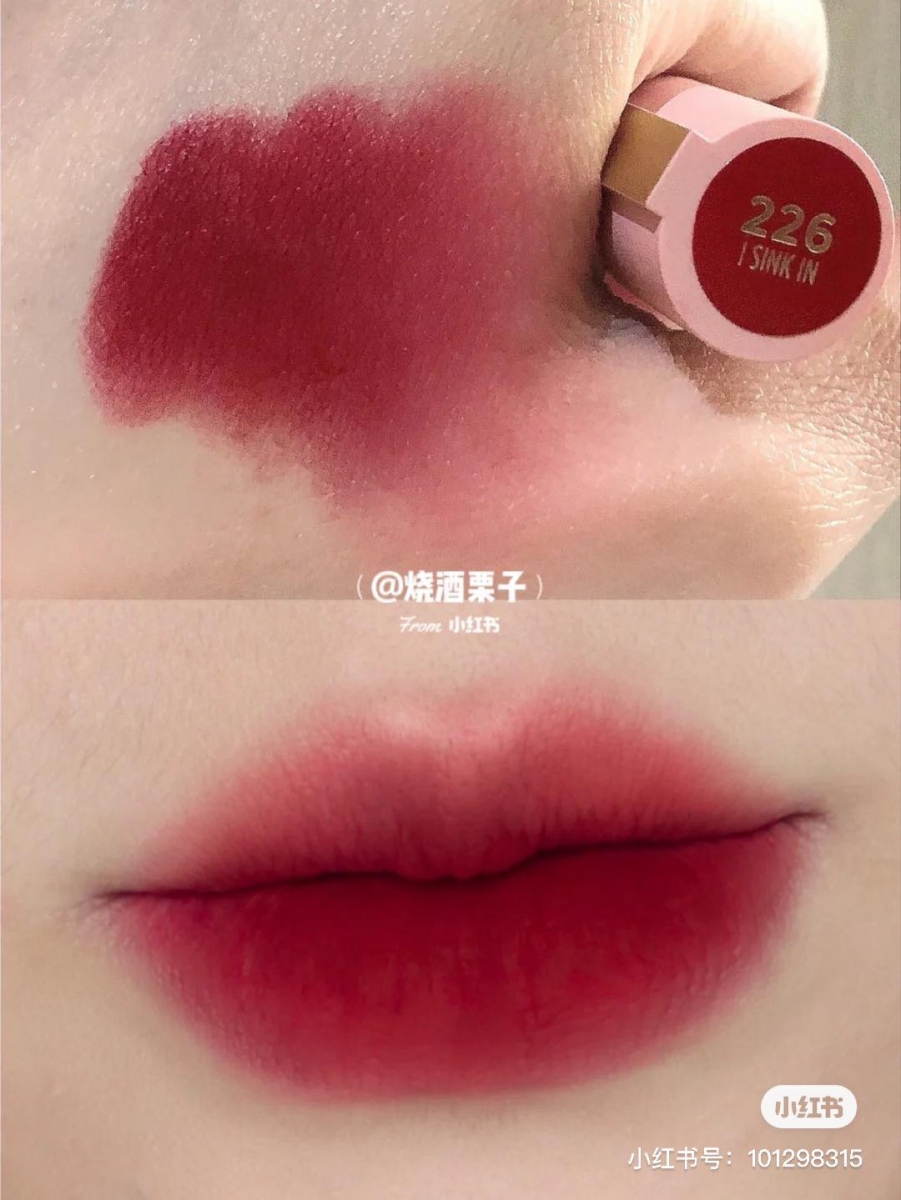 226 I Sink In 涩野莓：带点紫色调的、偏冷色系的一款野莓浆果色，薄擦提气色、厚涂辣妹气场全开！